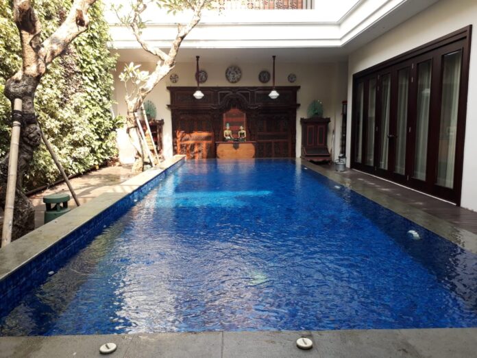 jenis kolam renang di rumah