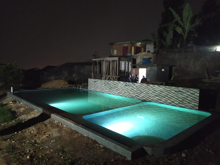 Kolam Renang Cisarua Puncak Bogor